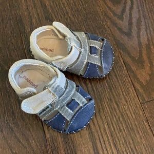 Pediped Navy and gray 0-6 month baby shoes/sandals